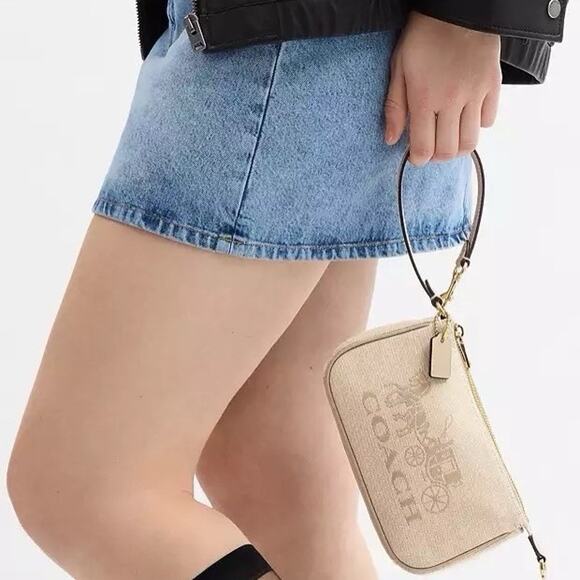 NWT Coach Nolita 19 With Horse And Carriage Im/Dark Natural Multi CAQ18 - Picture 8 of 11